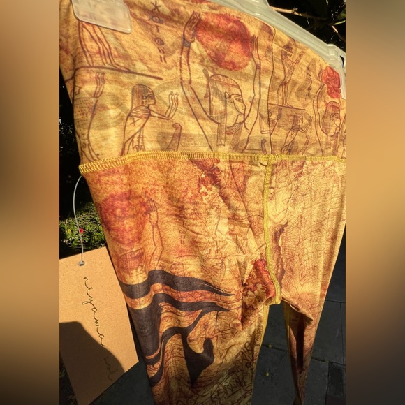 Eye of Horus RARE Niyama Sol leggings. Egyptian Hieroglyphs throughout,gold tone - Picture 4 of 7